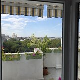 Brezoianu 3 camere cu terasa si vedere superba in Cismigiu centrala proprie